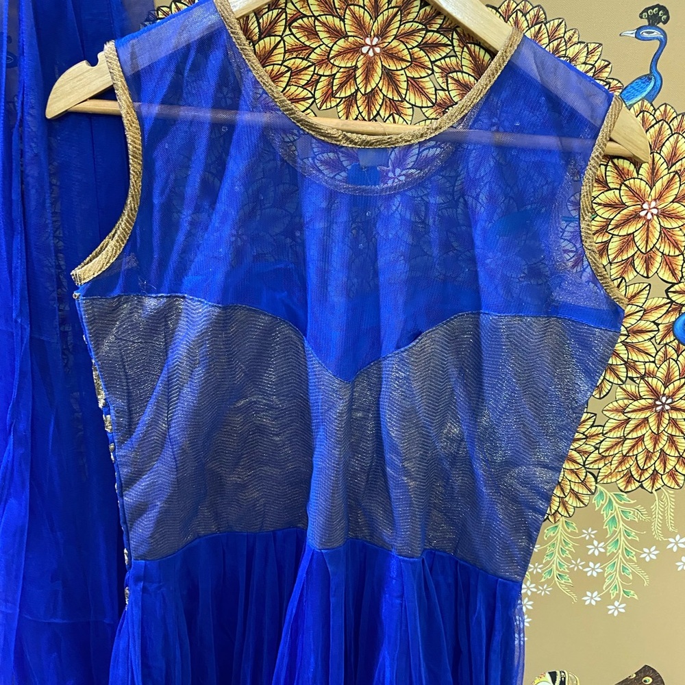 6️⃣5️⃣0️⃣ Anarkali Suit.Size-38 - Picture 6 of 17